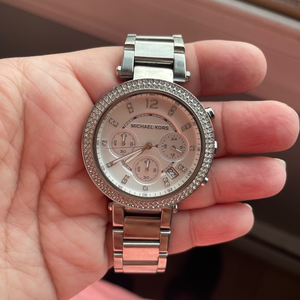 michael kors watch barely worn